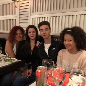 Meet your Posher, Rayvain